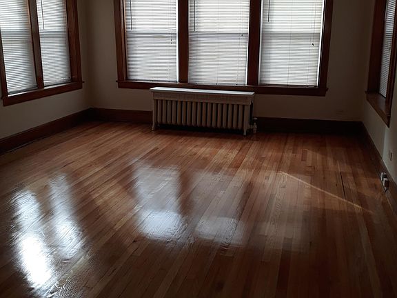 2nd image of 1239 N Austin Blvd