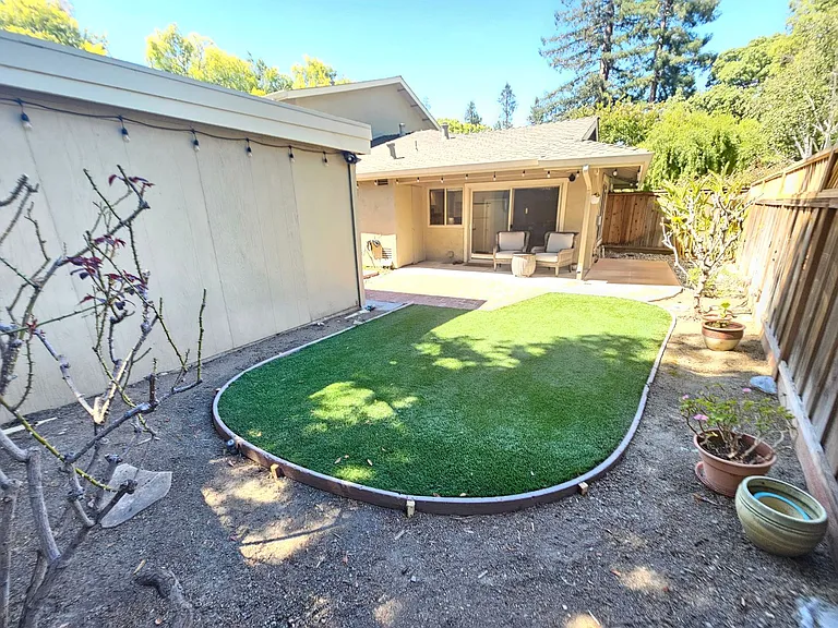 1116 Vanessa Dr — Photo 23