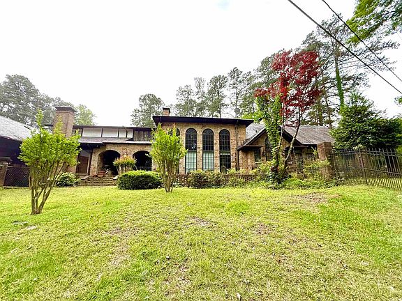 4th image of 935 Brookridge Dr