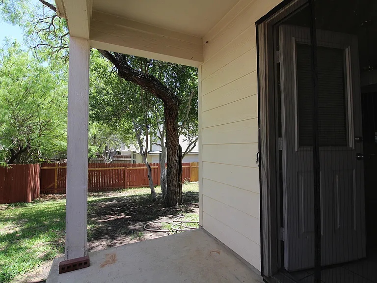 13142 Willowthorn Ln — Photo 20
