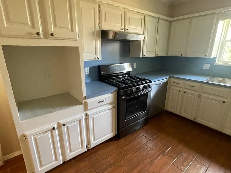 15 Preston Cir — Photo 2