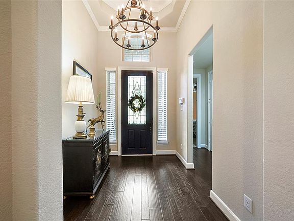 4th image of 122 N Claret Cup Ln