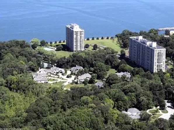 1 Lake Shore Blvd #902, Bratenahl, OH 44108