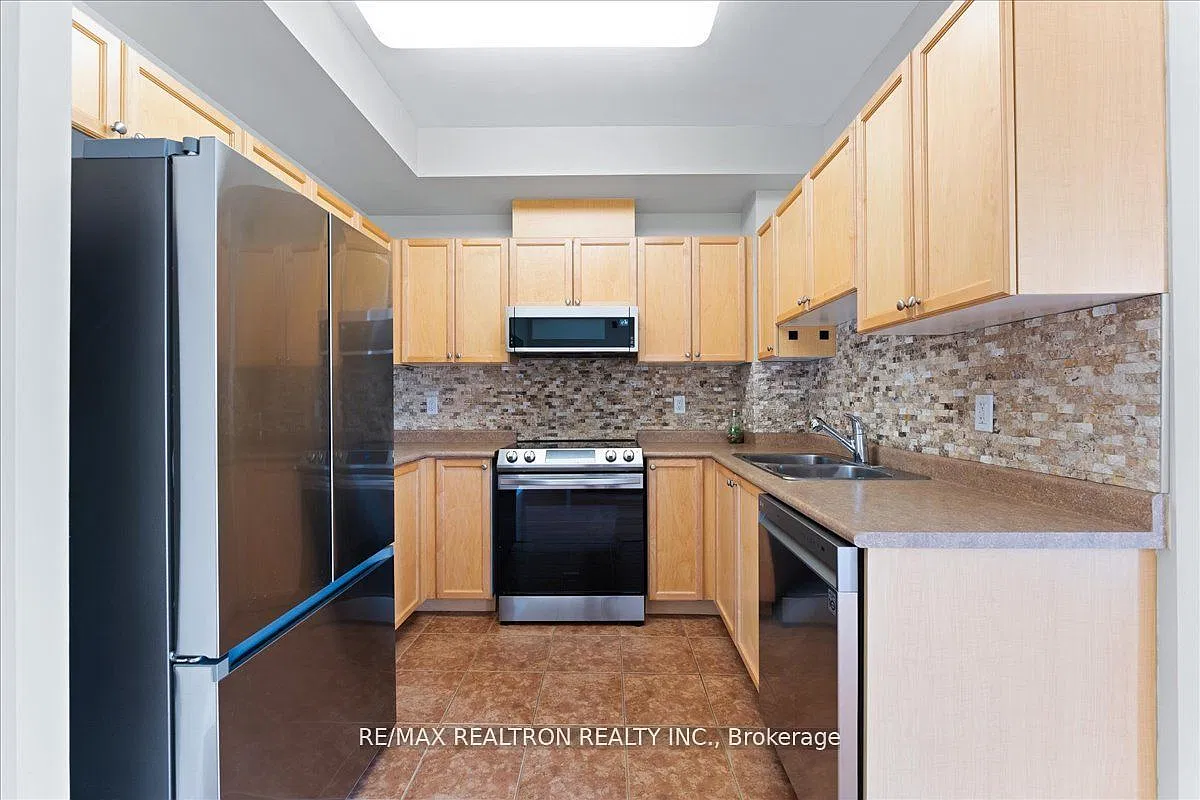 2 bed, $2,750 — Photo 3