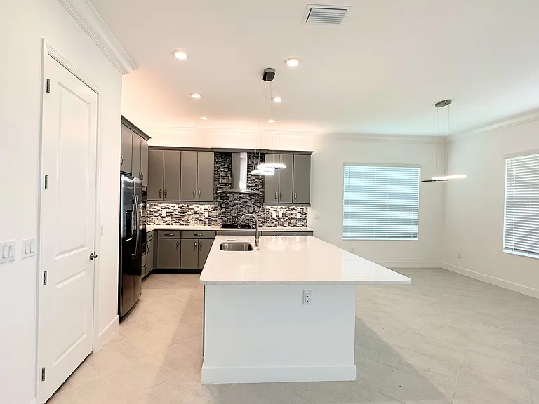 3392 Acacia Bay Ave — Photo 11