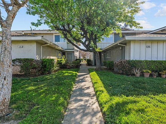 2nd image of 5492 Tradewinds Walkway APT 3