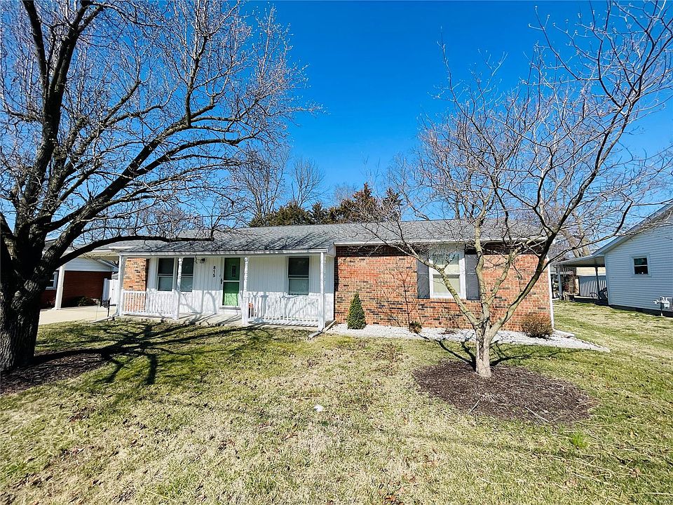 815 W Adams St, Nashville, IL 62263 | Zillow