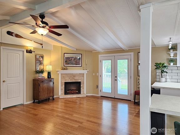 5th image of 19009 99th Avenue Ct E