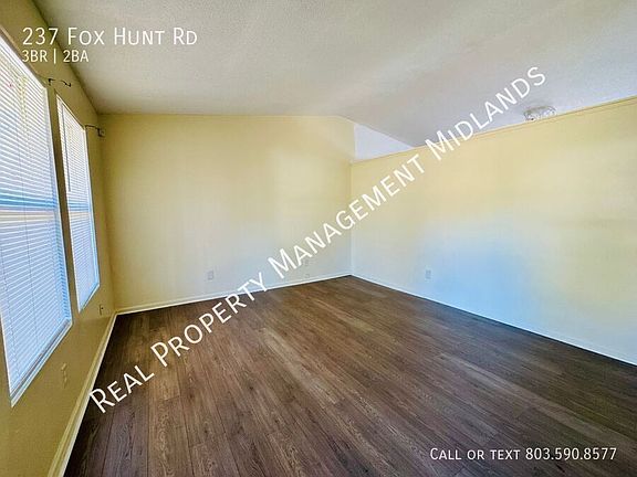 3rd image of 237 Foxhunt Rd