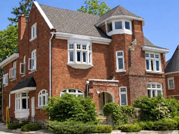 9 Poyntz St #1, Barrie, ON L4M 3N6