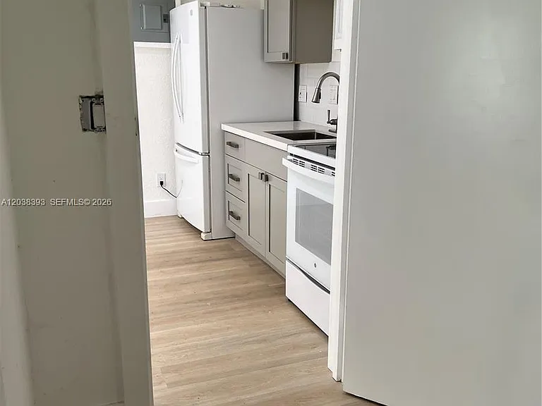 16601 SW 83rd Ct #3 — Photo 6