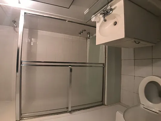 Rented by Roi Lidor, LREB | media 6