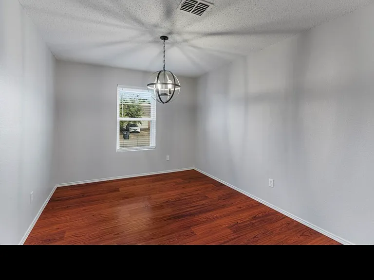 2705 Melanie Dr — Photo 13