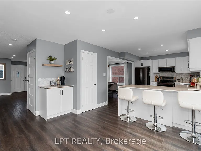 47 Northview Cres — Photo 10