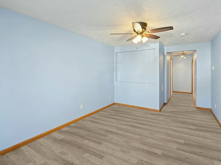 6174 Rutherford Ave — Photo 15