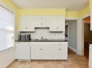 3 Windsor Rd, Quincy, MA 02171