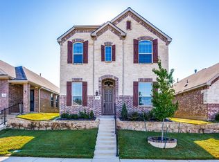 1515 Acmite Ave, Crossroads, TX 76227