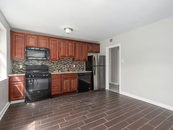 4th image of 4991 Parkside Ave #767fc029a