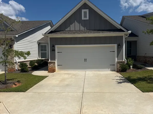 1724 Tolstoy Ln #1724, Stockbridge, GA 30281