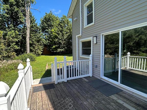 4th image of 1155 Schwabe St
