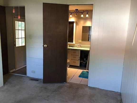 5th image of 3150 NE 36th Ave #466