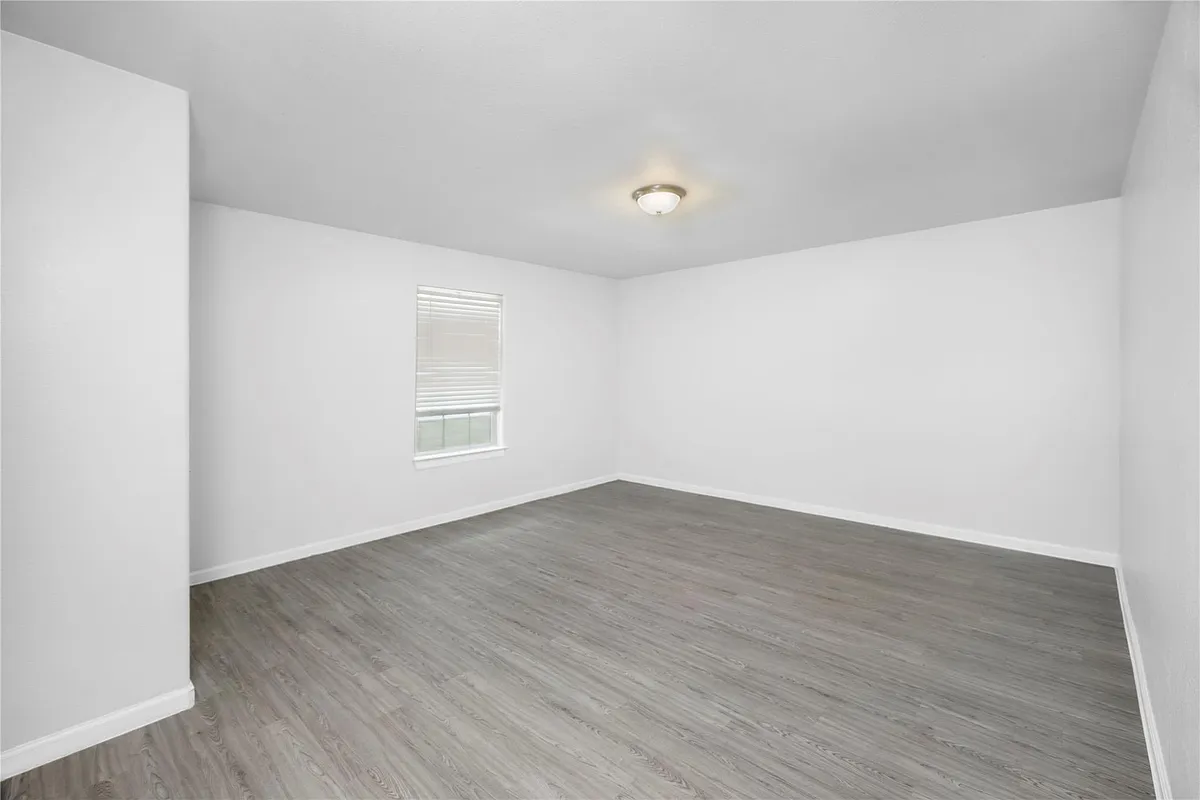 Building Photo - 632 Luke St #B