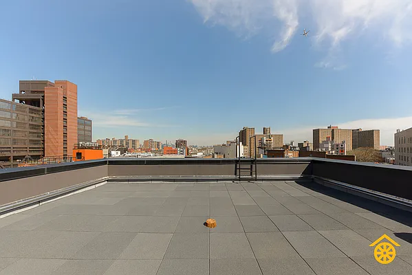 Rented by Reubel Group LLC | media 26