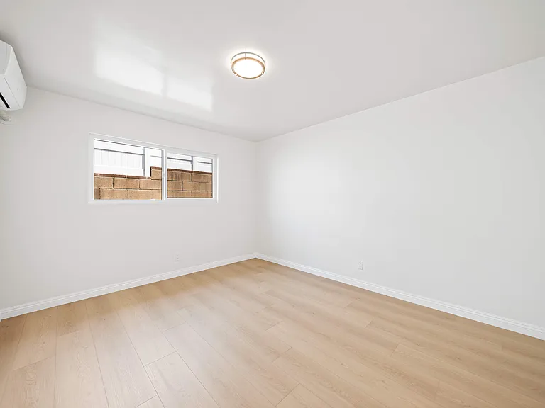 5111 Cogswell Rd — Photo 9