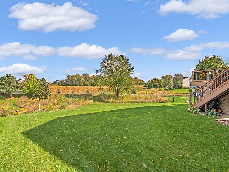 1st image of 2085 Winterberry Ln