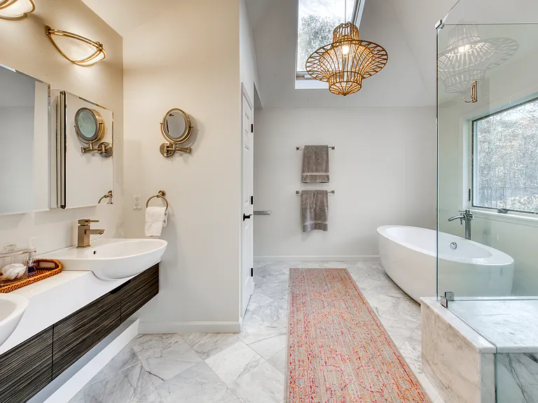367 E Hampton Sag Harbor Tpke — Photo 9