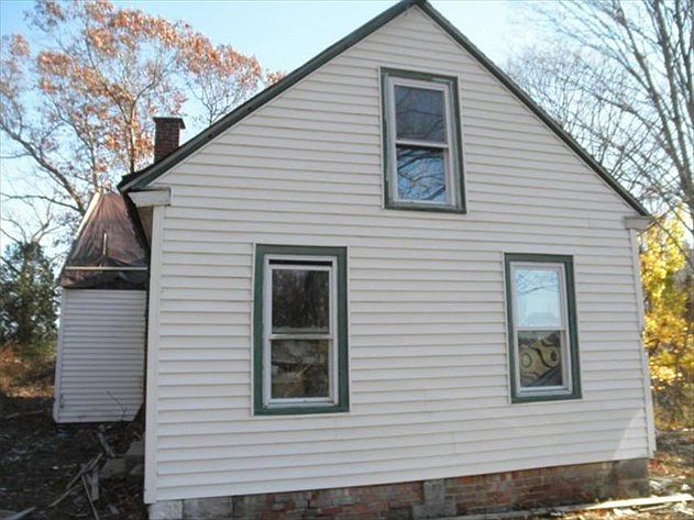 2nd image of 173 Depot Rd