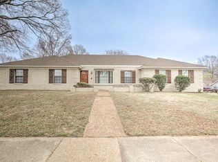 2590 Surrey Wood Dr, Bartlett, TN 38134