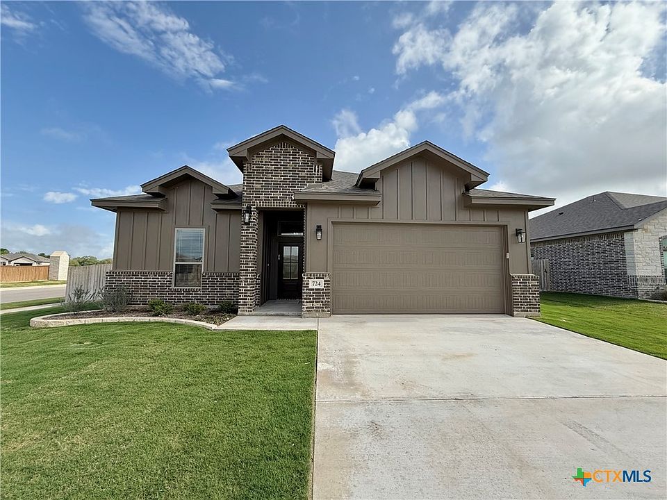 1st image of 724 Eagle Crest Dr
