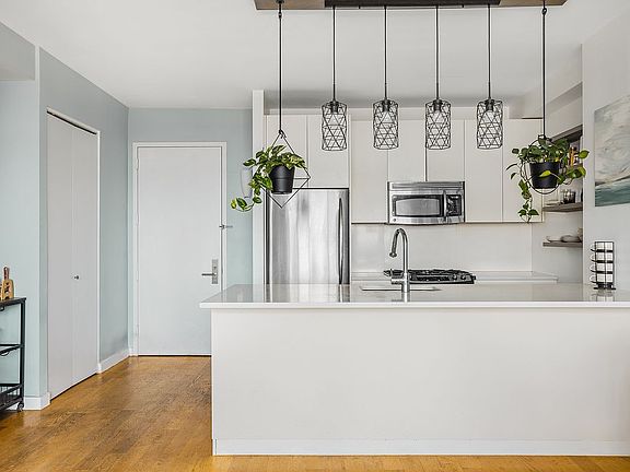 2nd image of 189 Schermerhorn St APT 12D