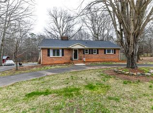 6270 Styers Ferry Rd, Winston Salem, NC 27012