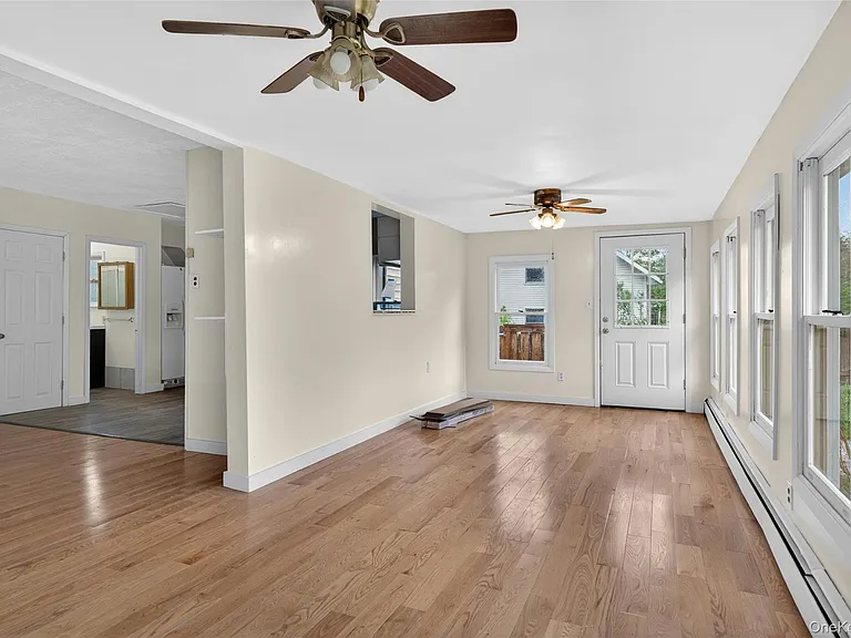 41 Rock Ridge Ave — Photo 5