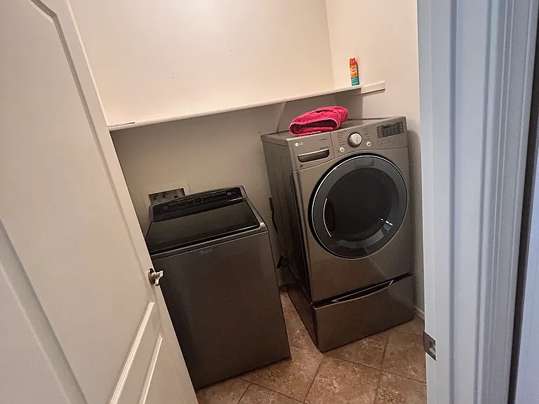 1312 W Santa Gertrudis Trl — Photo 3