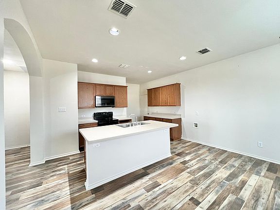 5th image of 5403 Prairie Ln