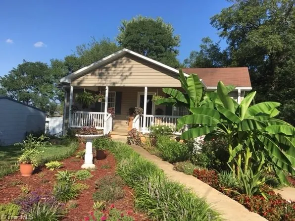 997 Robbins Cres, Lexington, NC 27292