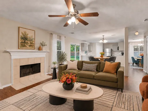 1424 Autumncrest Dr, Arlington, TX 76002