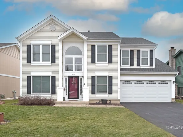 5307 Greenview Rd, Oakwood Hills, IL 60013
