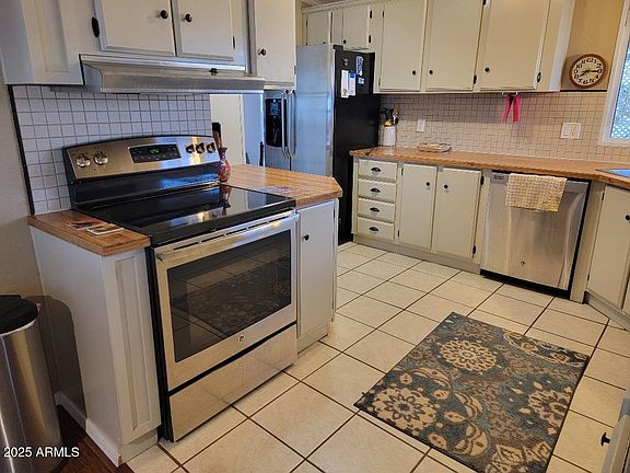 3rd image of 3927 N FLORENCE Boulevard