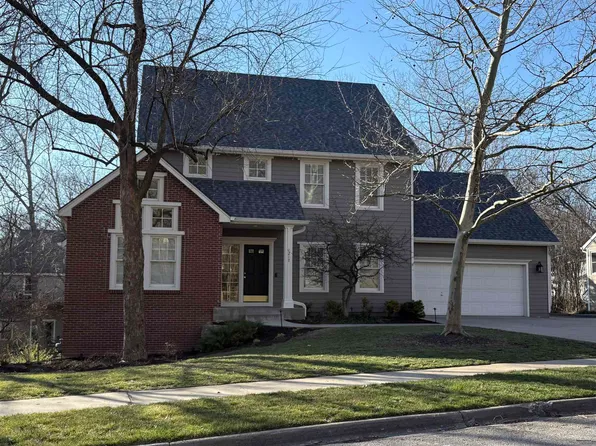 1217 Vantuyl Dr, Lawrence, KS 66049