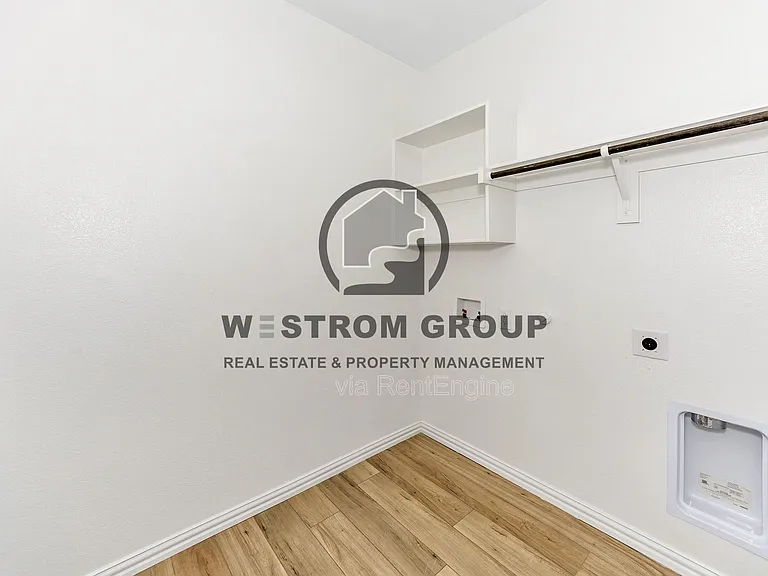 2600 Starwater Dr — Photo 19