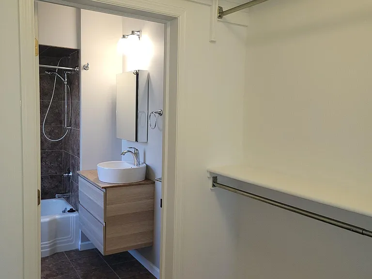 113 Grayling Ave #2 — Photo 12