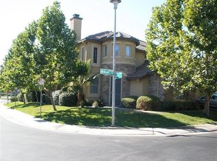 10133 Mosaic Way, Elk Grove, CA 95757