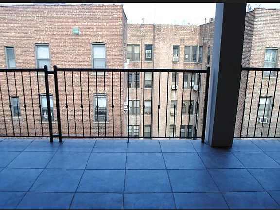 250 Sq. Ft. Balcony!