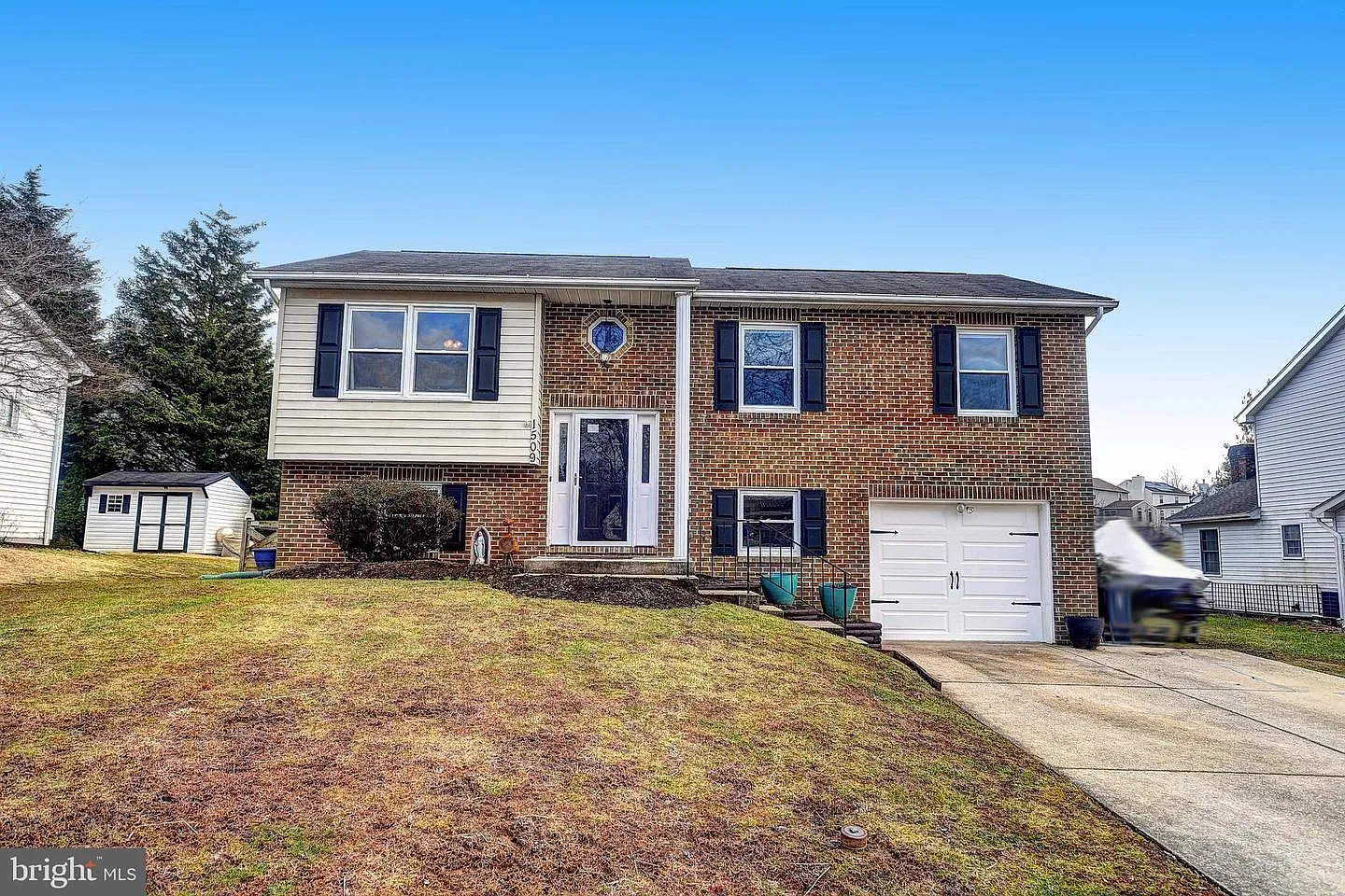 1509 Aviemore Pl photo 1