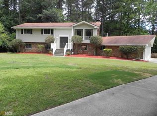 2256 Angela Dr, Lilburn, GA 30047