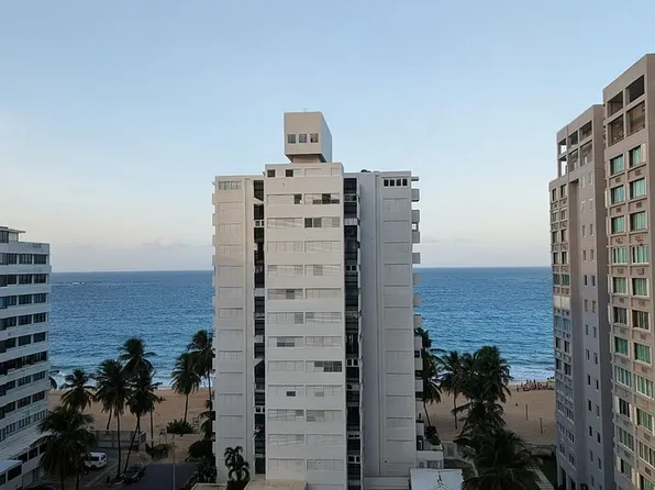 61 Calle Kings Ct APT 10W, San Juan, PR 00911